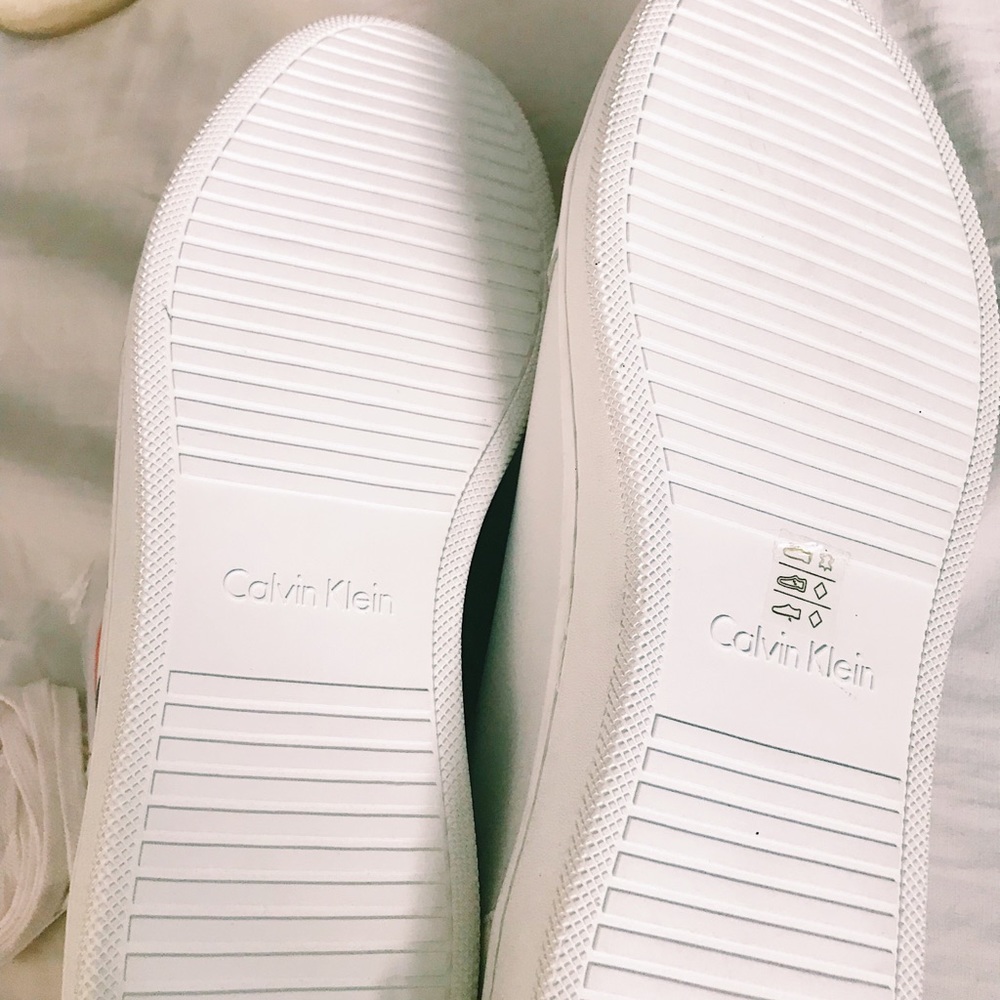 New Calvin Klein White Sneakers / Shoes - Picture 6 of 6